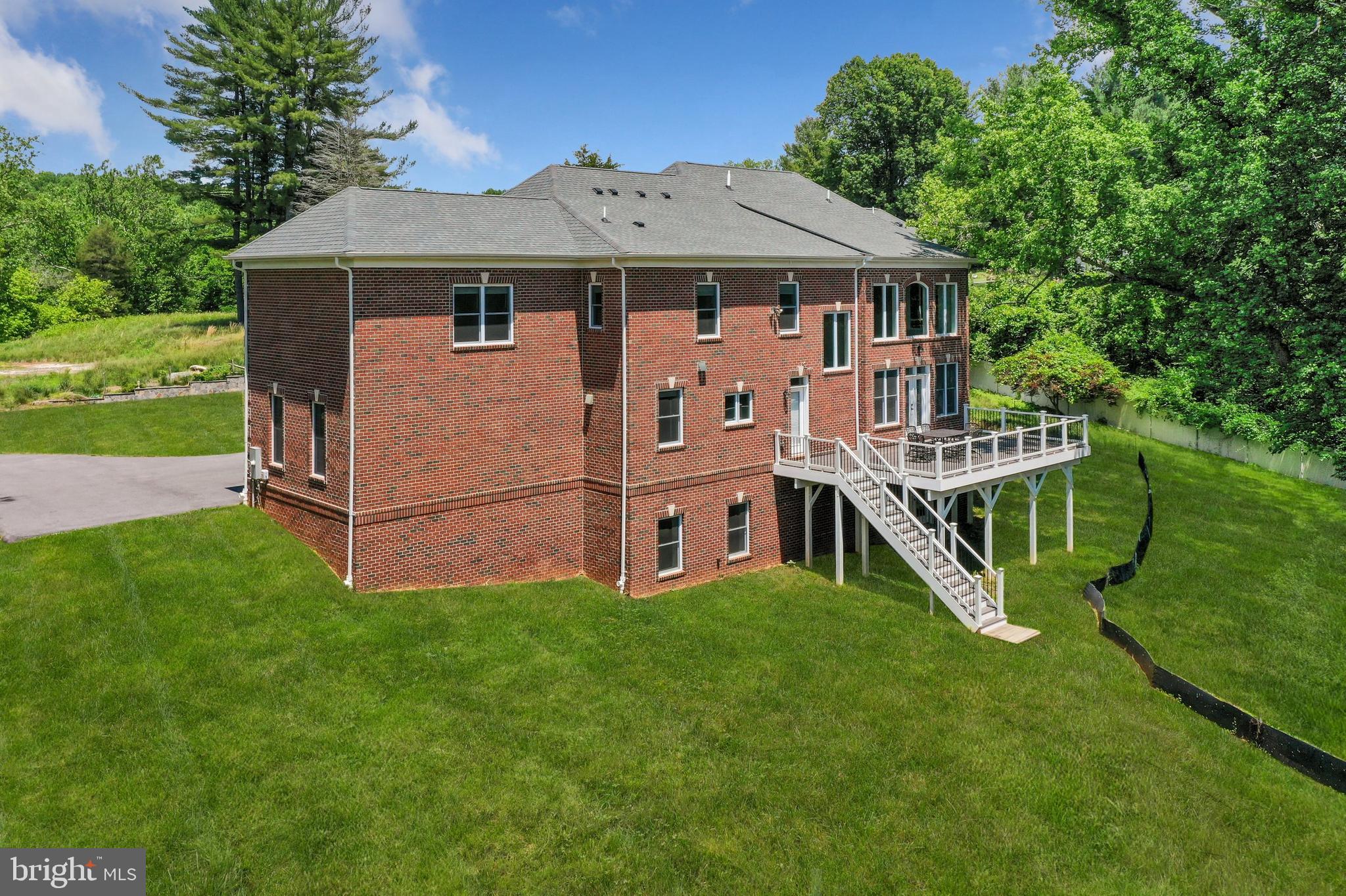 13217 Query Mill Road North Potomac, MD 20878 - Photo 60 of 64 Gallery Image 60