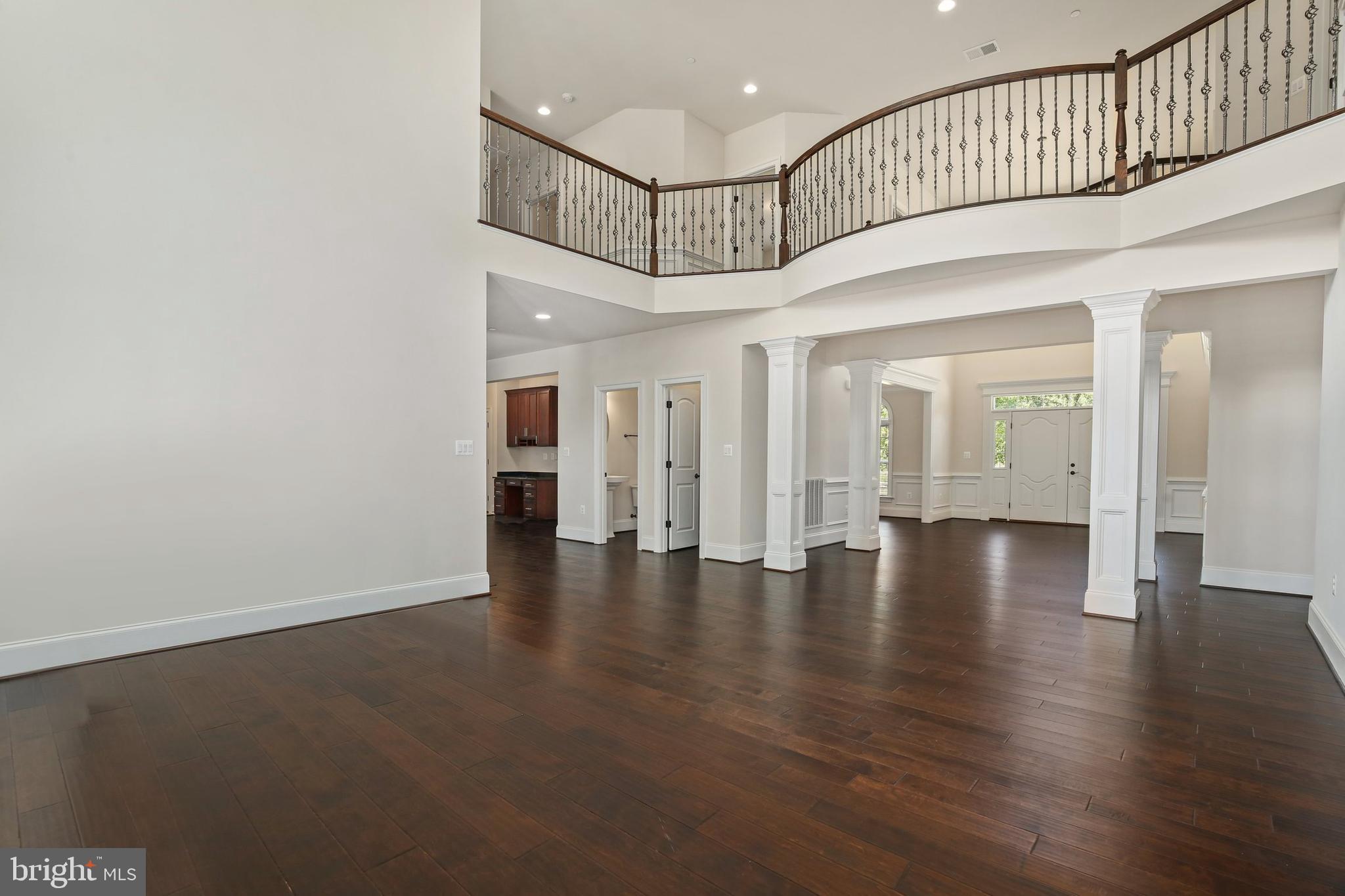 13217 Query Mill Road North Potomac, MD 20878 - Photo 9 of 64 Gallery Image 9