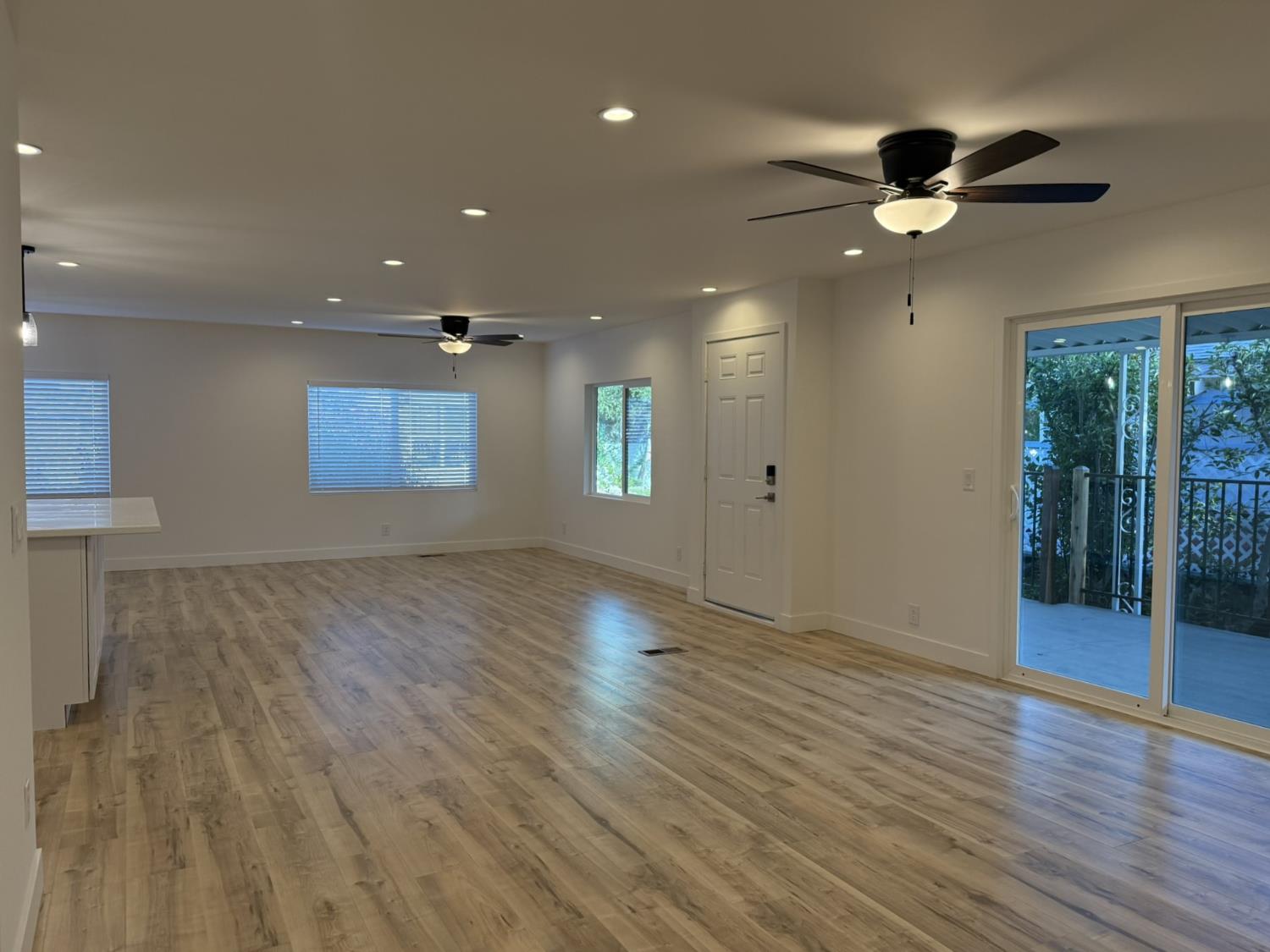 24 Olga Way Roseville, CA 95661 - Photo 20 of 44