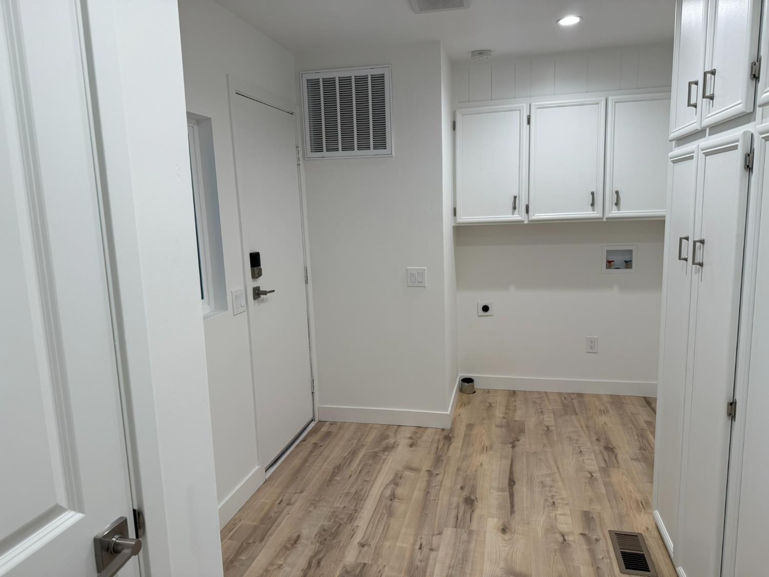 24 Olga Way Roseville, CA 95661 - Photo 28 of 44