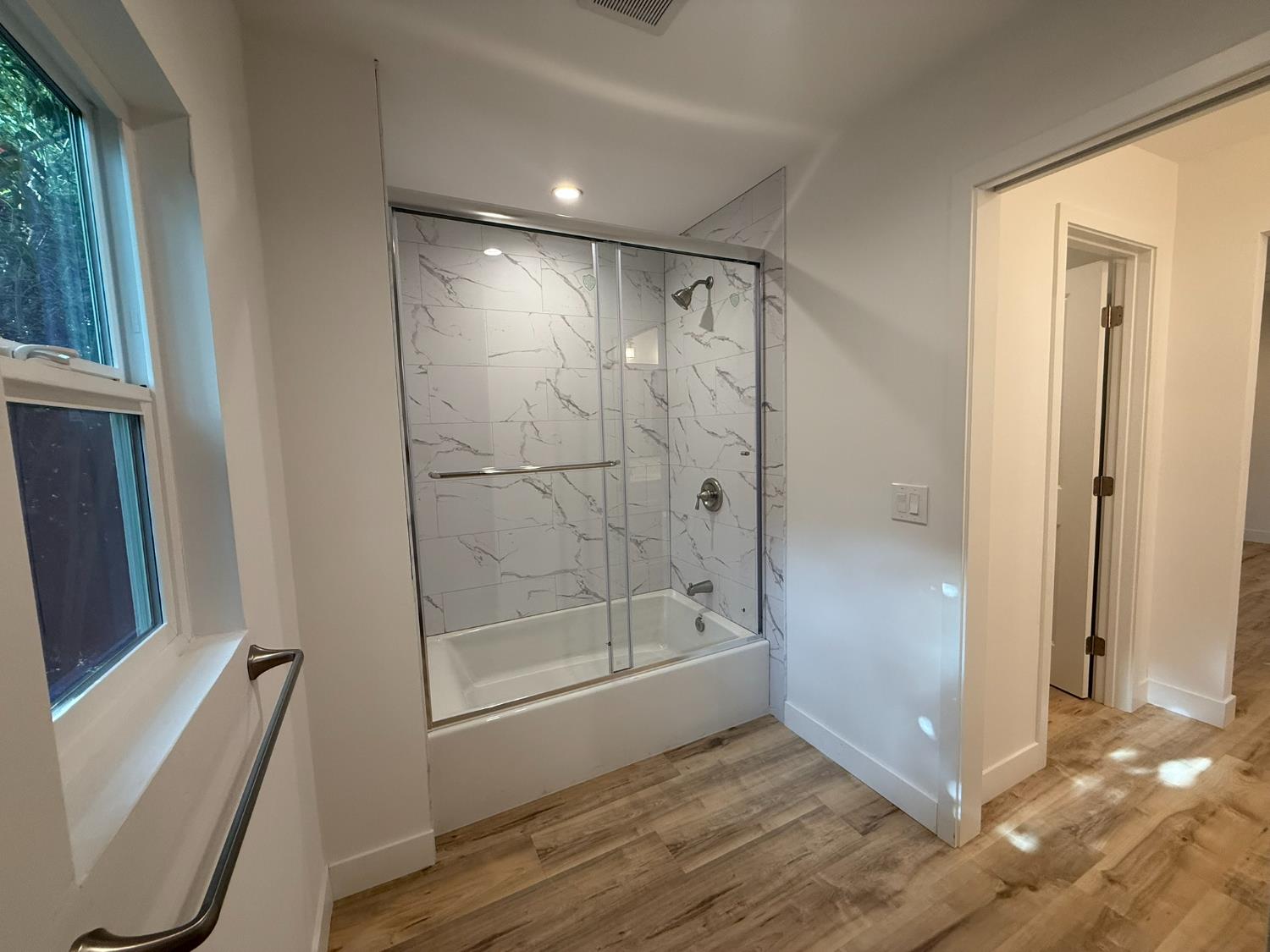 24 Olga Way Roseville, CA 95661 - Photo 33 of 44