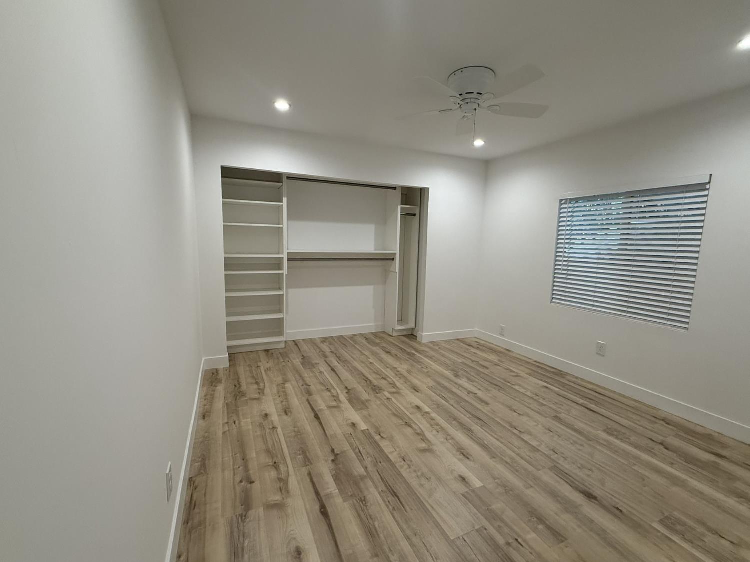 24 Olga Way Roseville, CA 95661 - Photo 34 of 44