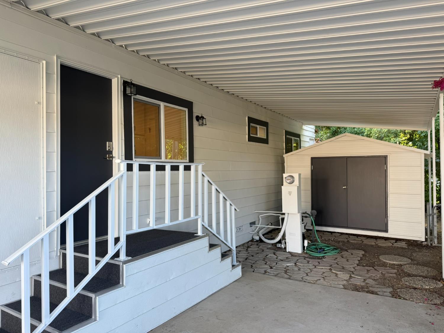 24 Olga Way Roseville, CA 95661 - Photo 37 of 44