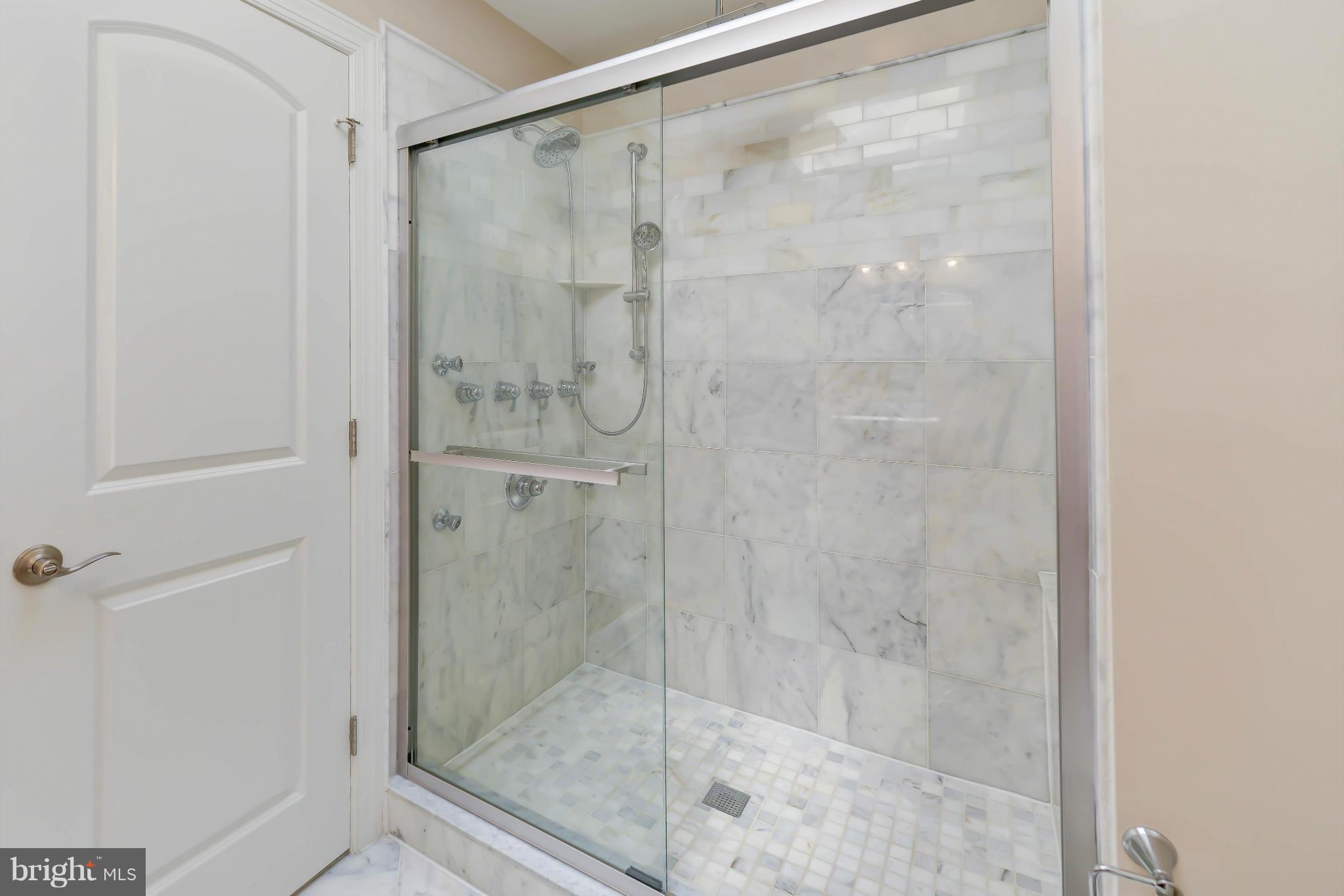 237 16th Street Southeast Washington, DC 20003 - Photo 19 of 30 Bath (Master)