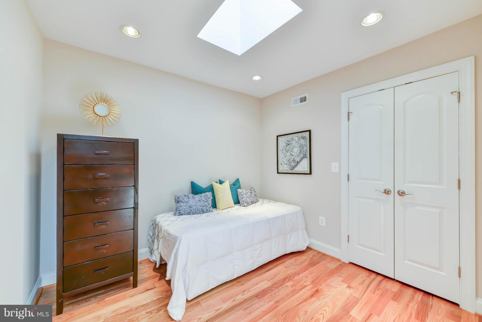 237 16th Street Southeast Washington, DC 20003 - Photo 20 of 30 Bedroom