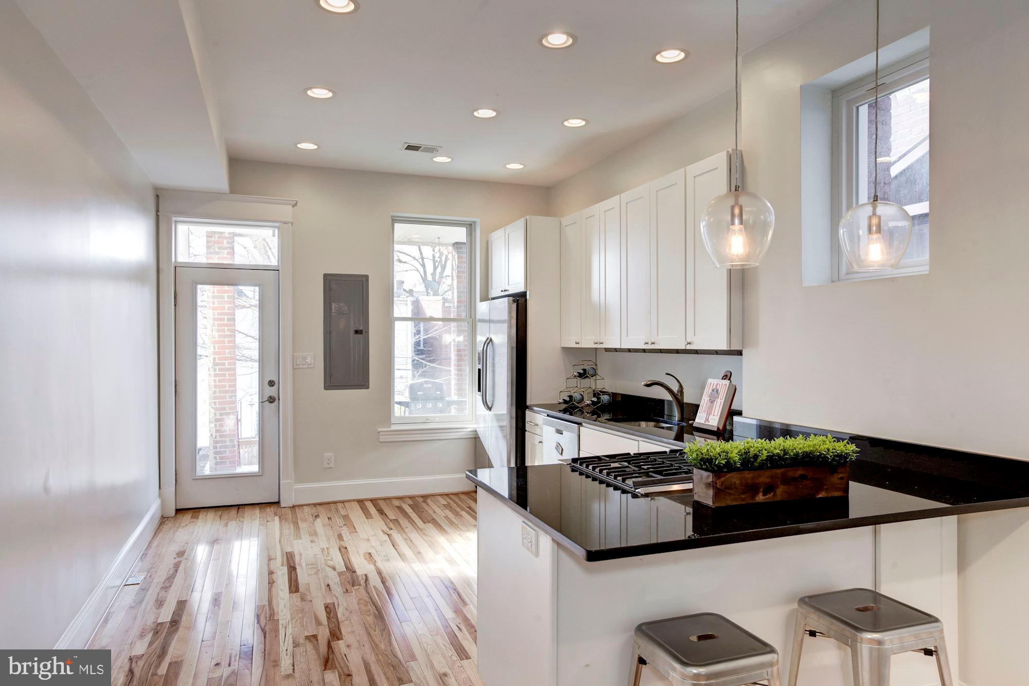 17 R Street Northeast Washington, DC 20002 - Photo 10 of 39 Kitchen