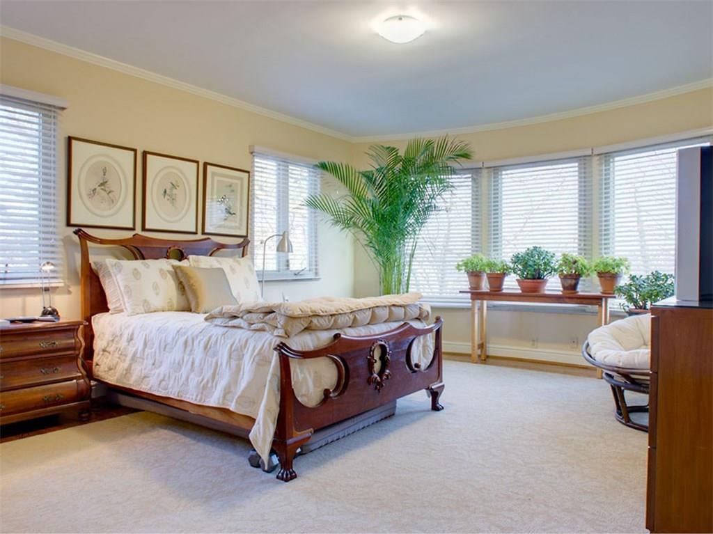 5124 Holyrood Road Pittsburgh, PA 15213 - Photo 17 of 25 Master Bedroom