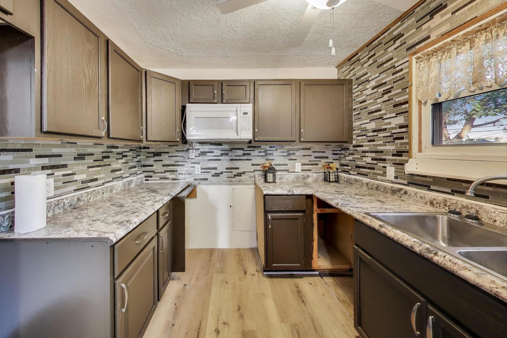 228 Gordon Avenue Romeoville, IL 60446 - Photo 14 of 36