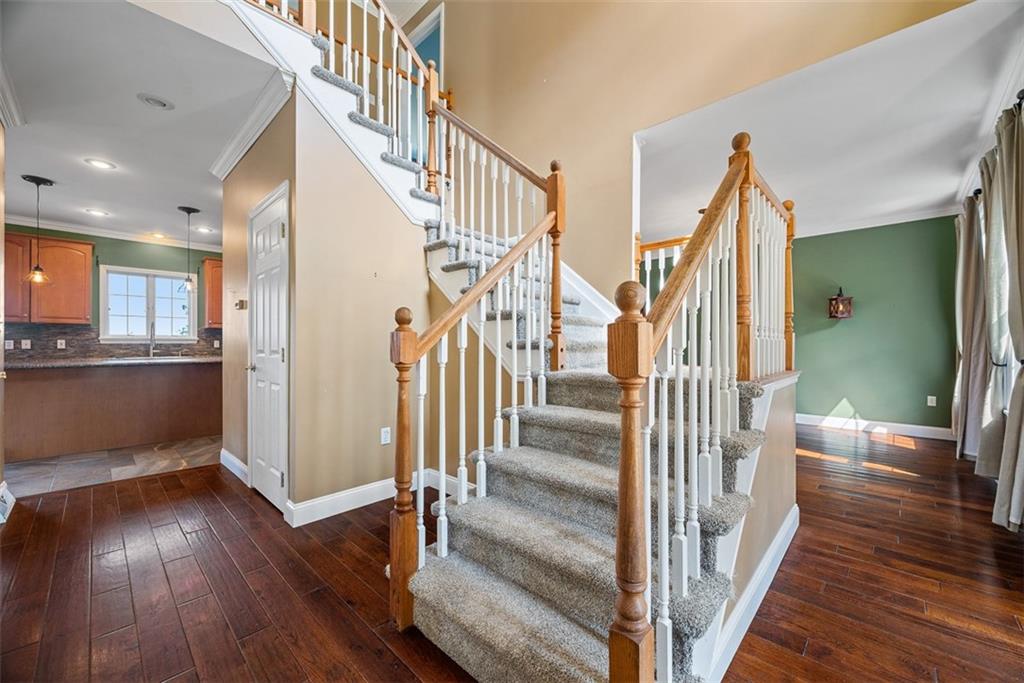 Entry Foyer Looking towards the Kitchen and Living Room