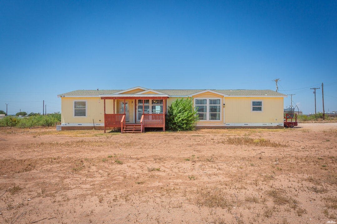 25 Arrowhead Road Artesia, NM 88210 - Photo 1 of 37 Gallery Image 1