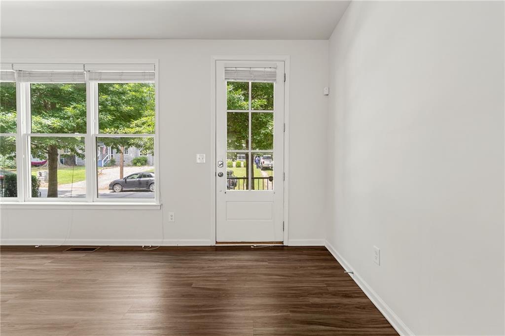 1165 Rambler Cross Atlanta, GA 30312 - Photo 4 of 38