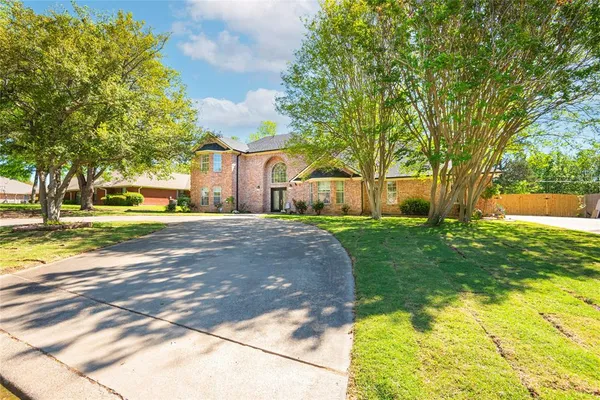 $599,000 | 2020 Arbor Bend Road, Bonham, TX 75418