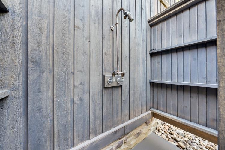 4344 Smith Mountain Road Penhook, VA 24137 - Photo 77 of 100 Outdoor shower