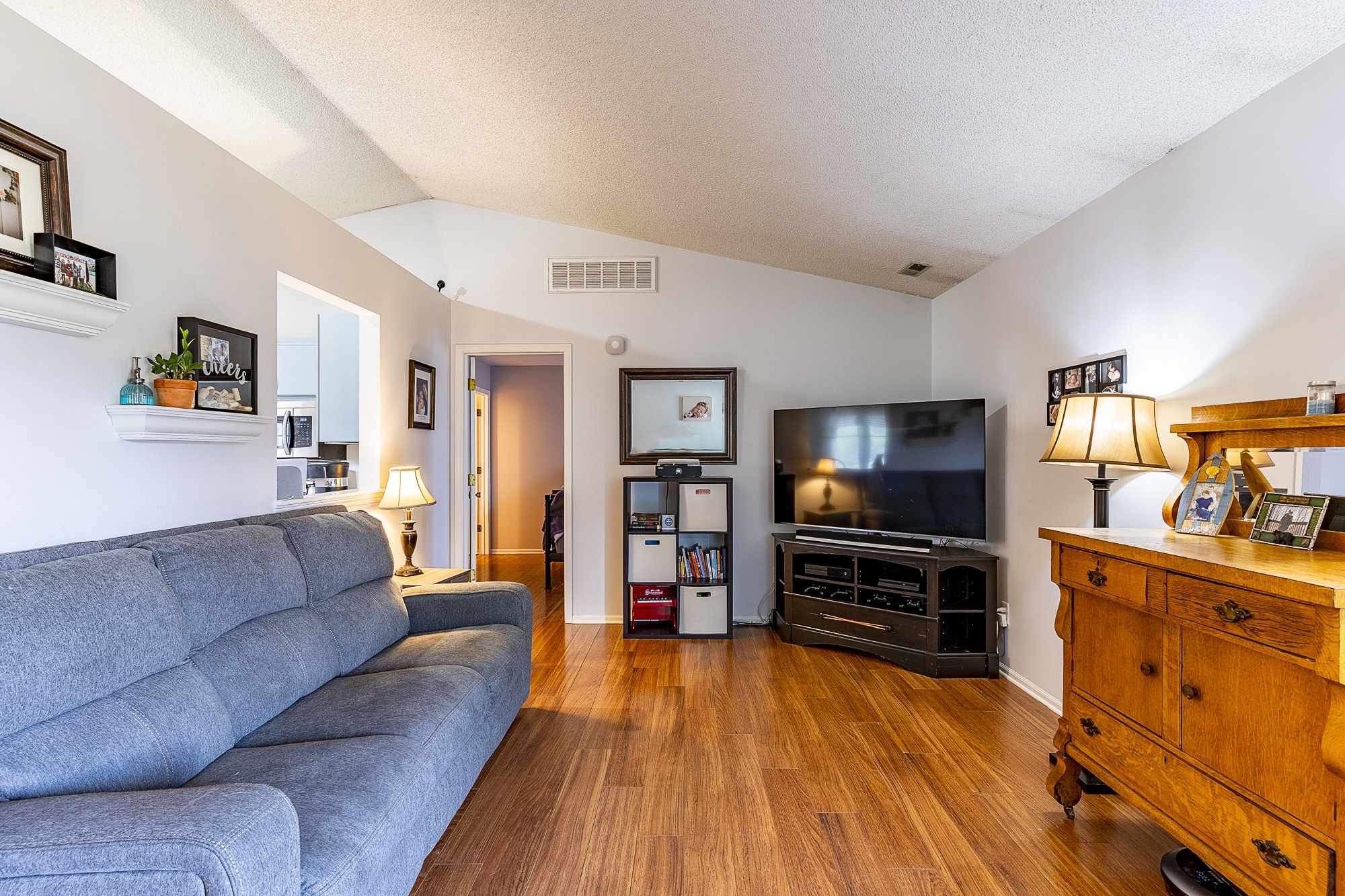 6533 High Point Run Fort Wayne, IN 46825 - Photo 8 of 25 Gallery Image 8