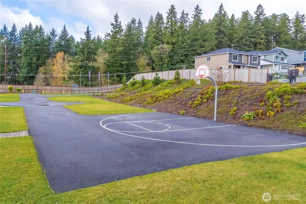 $1,039,990 | 2055 Northeast Norseman Way, Poulsbo, WA 98370