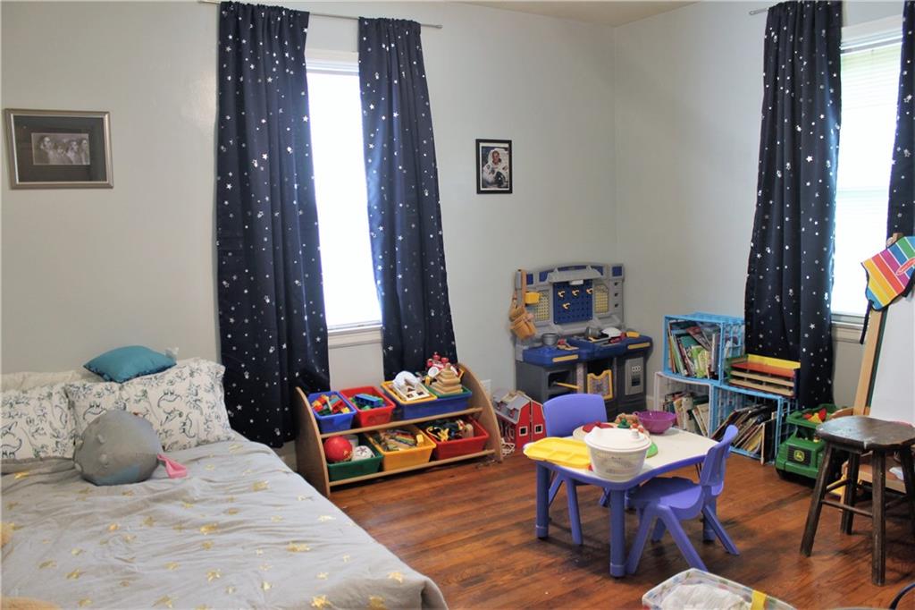 340 North Franklin Road Indianapolis, IN 46219 - Photo 11 of 20 Gallery Image 11