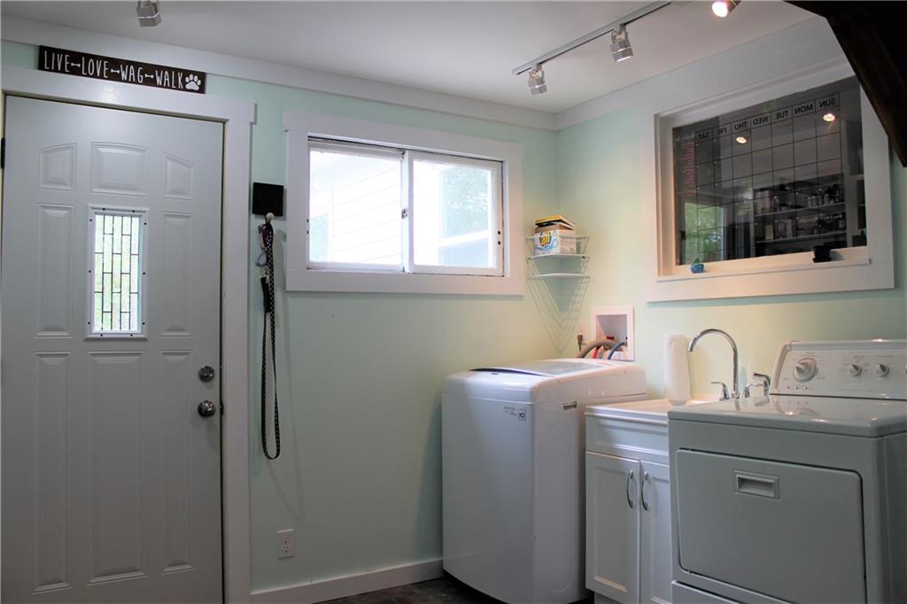 340 North Franklin Road Indianapolis, IN 46219 - Photo 17 of 20 Gallery Image 17