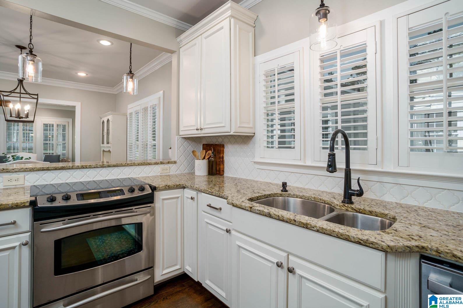 605 Broadway Street Birmingham, AL 35209 - Photo 18 of 40
