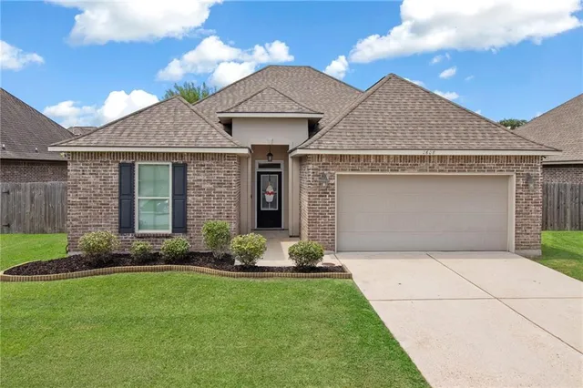 $313,900 | 2608 Beverly Drive, Marrero, LA 70072