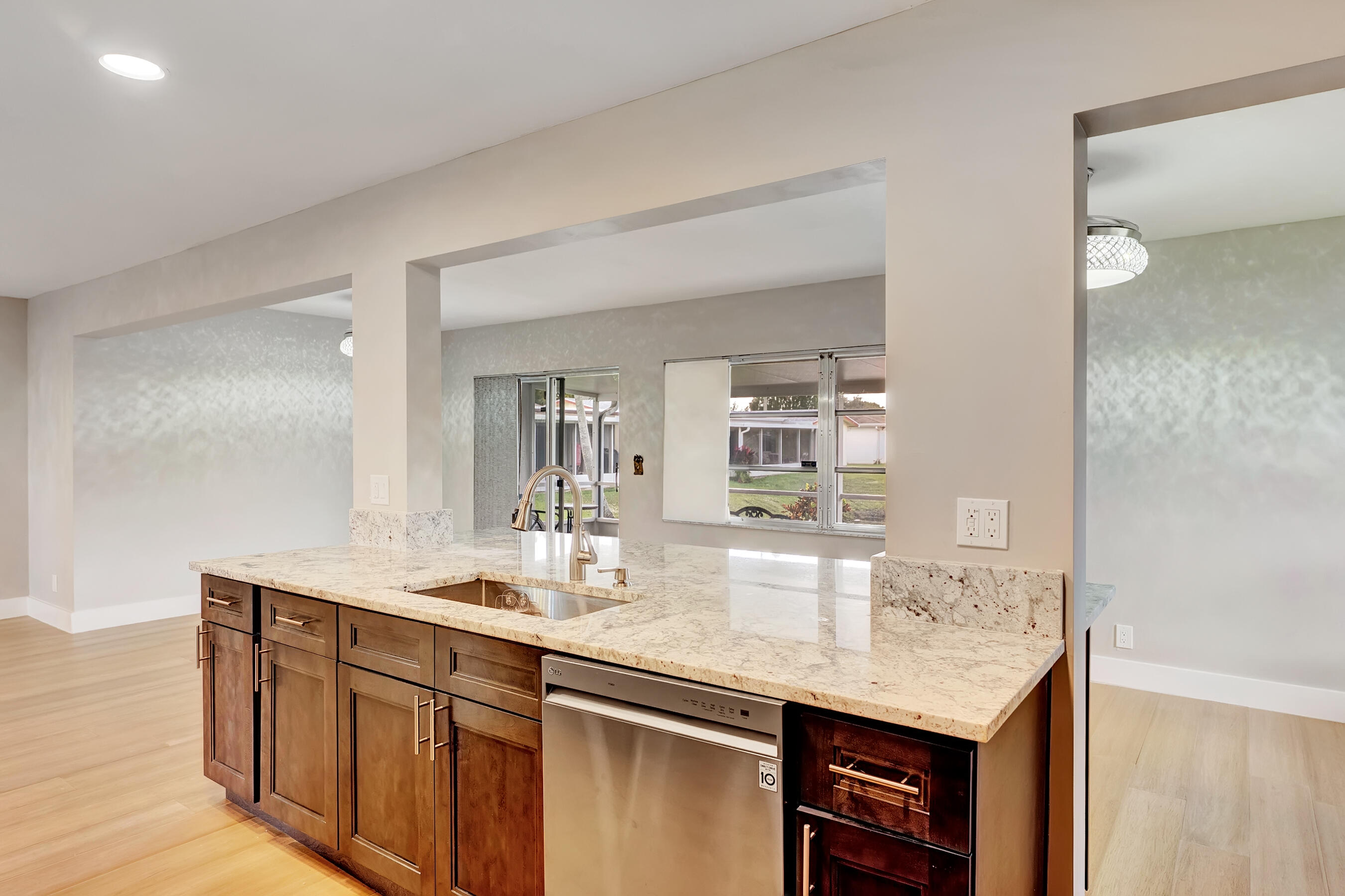 14263 El Clavel Way Delray Beach, FL 33484 - Photo 20 of 39 DSC07691