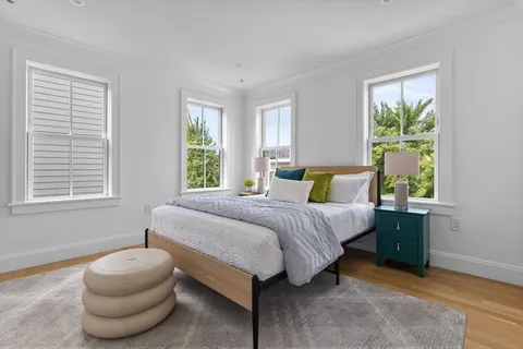 $1,925,000 | 251 West 3rd Street, Boston, MA 02127