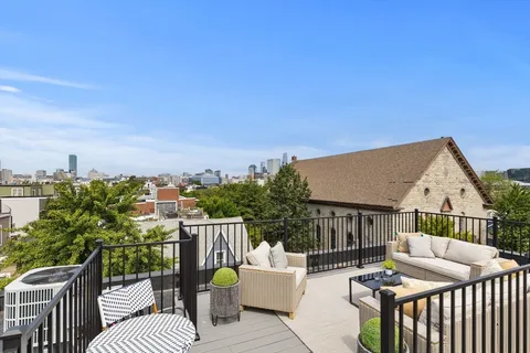 $1,925,000 | 251 West 3rd Street, Boston, MA 02127