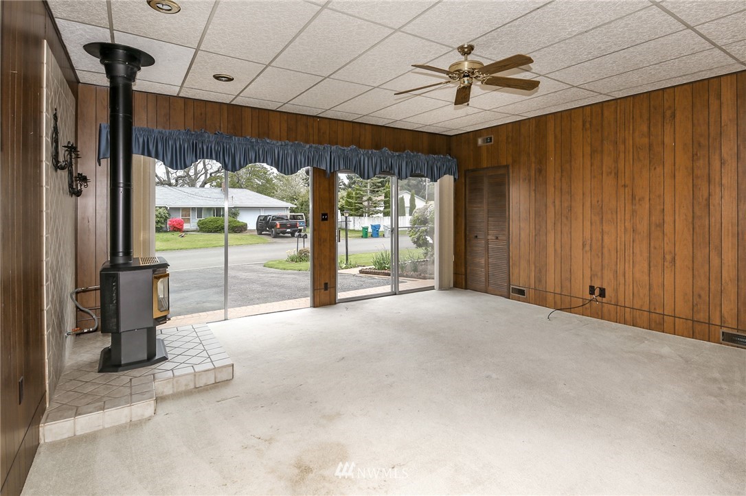 10851 Southeast 180th Place Renton, WA 98055 - Photo 16 of 30 Gallery Image 16
