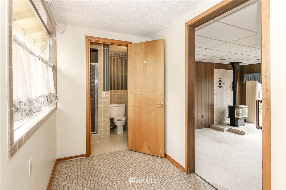 10851 Southeast 180th Place Renton, WA 98055 - Photo 22 of 30 Gallery Image 22