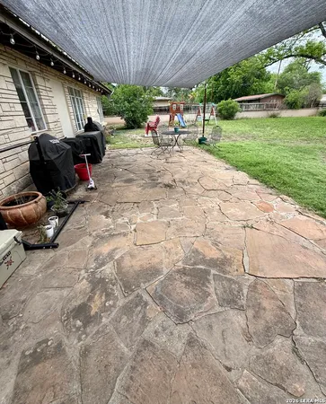 $272,000 | 803 Cherry Street, Uvalde, TX 78801