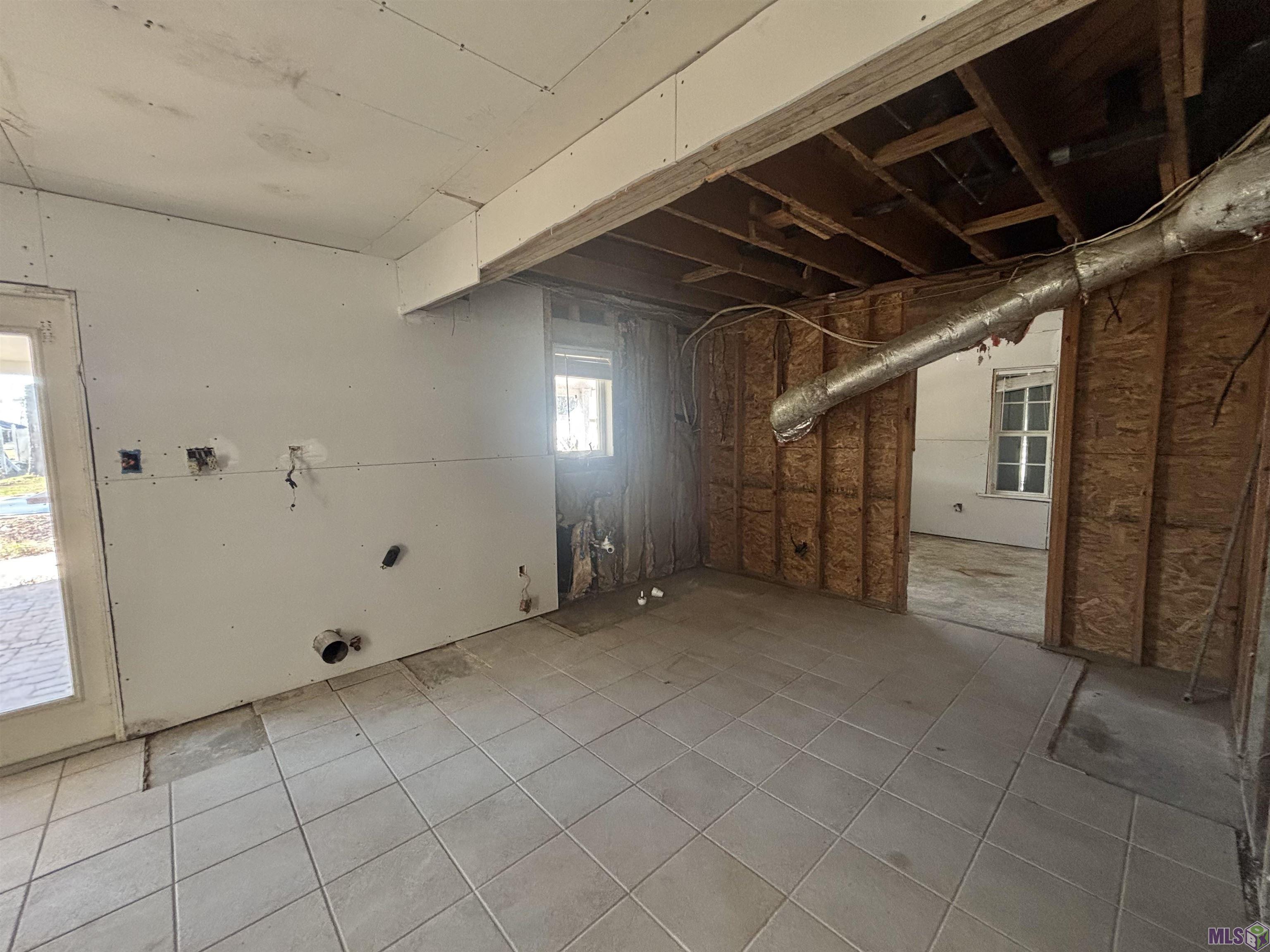 225 East 29th Street Cut Off, LA 70345 - Photo 11 of 29