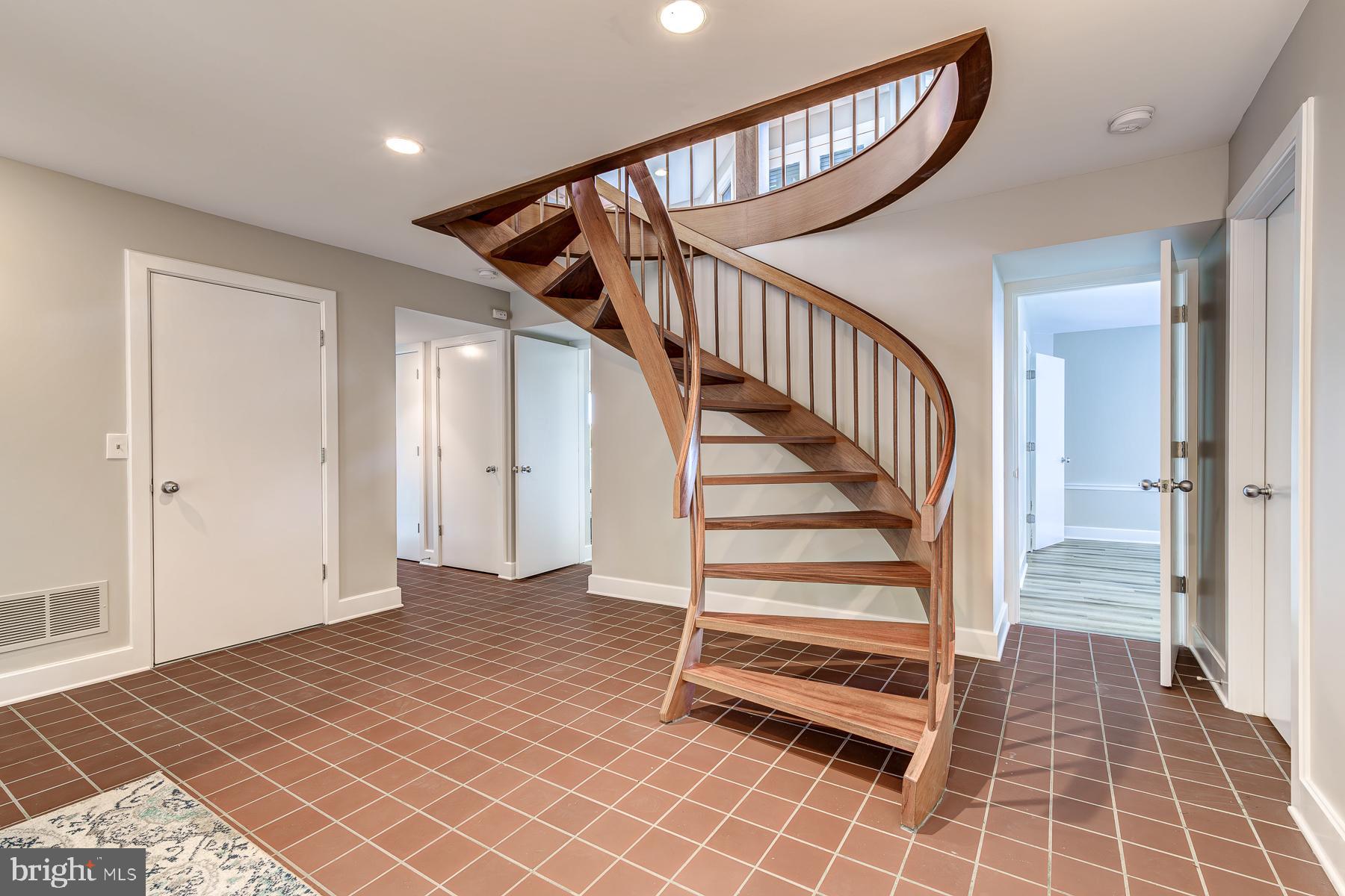 2930 Edgewater Drive Edgewater, MD 21037 - Photo 12 of 120