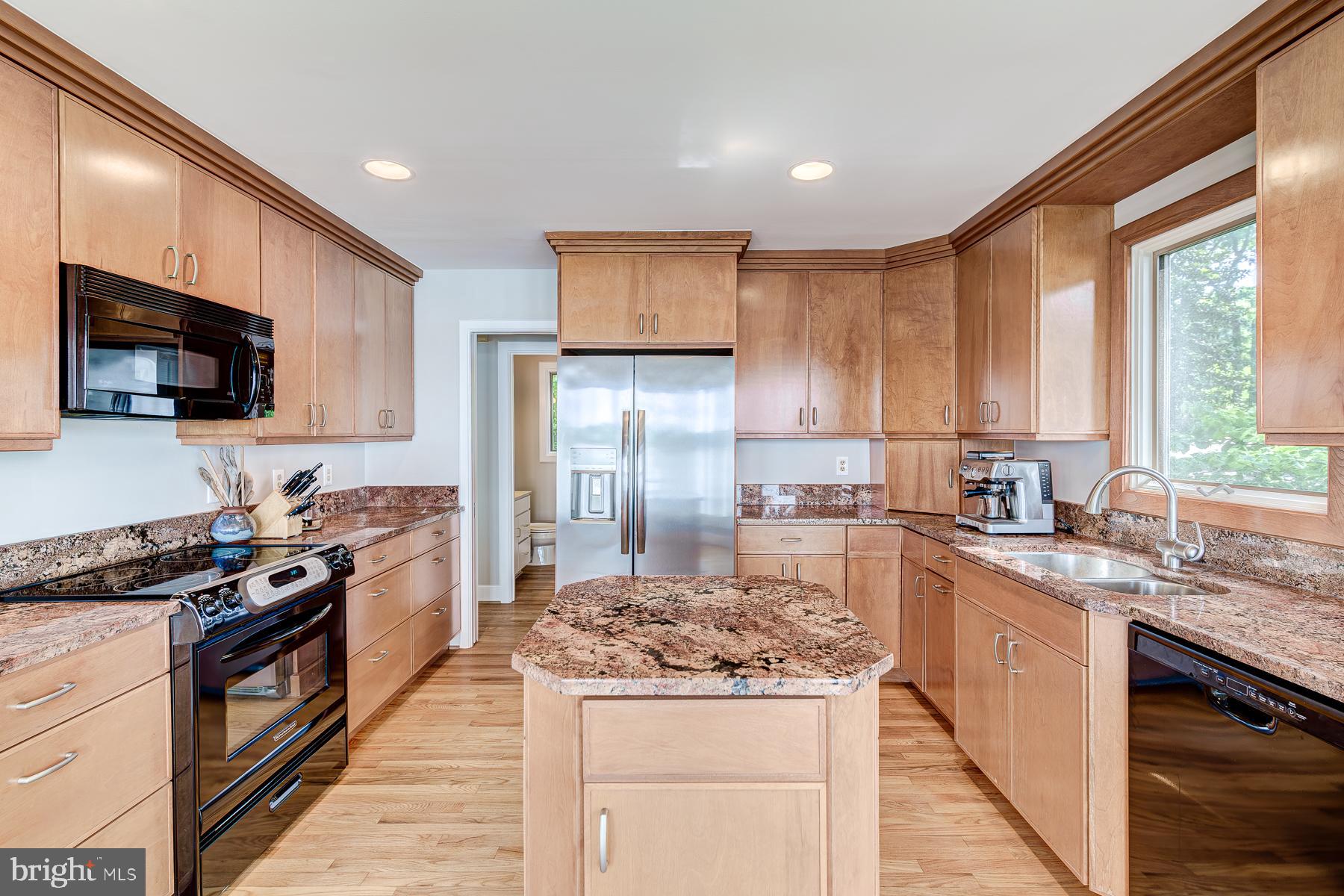 2930 Edgewater Drive Edgewater, MD 21037 - Photo 43 of 120