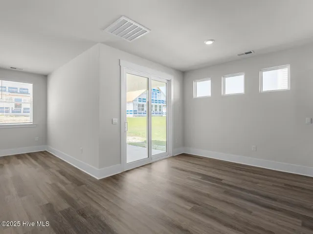 $414,240 | 259 Surfside Lndg Boulevard, Unit LOT 121, Hubert, NC 28539