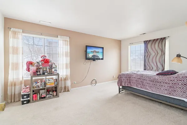 $265,000 | 353 North Gregory Street, Aurora, IL 60504