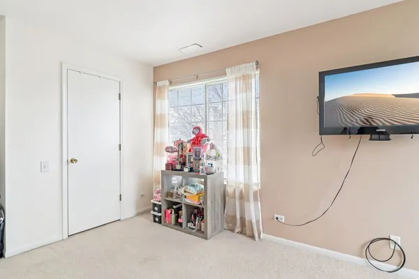 $265,000 | 353 North Gregory Street, Aurora, IL 60504