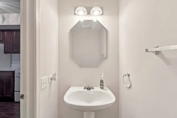 $265,000 | 353 North Gregory Street, Aurora, IL 60504