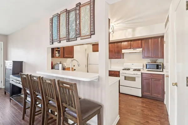 $265,000 | 353 North Gregory Street, Aurora, IL 60504