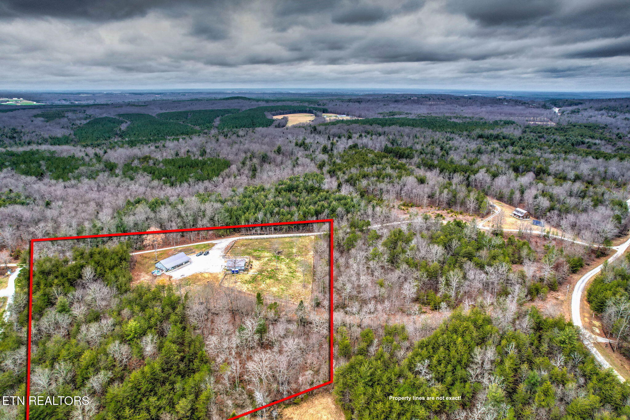 337 Old Collins Road Deer Lodge, TN 37726 - Photo 36 of 40 36