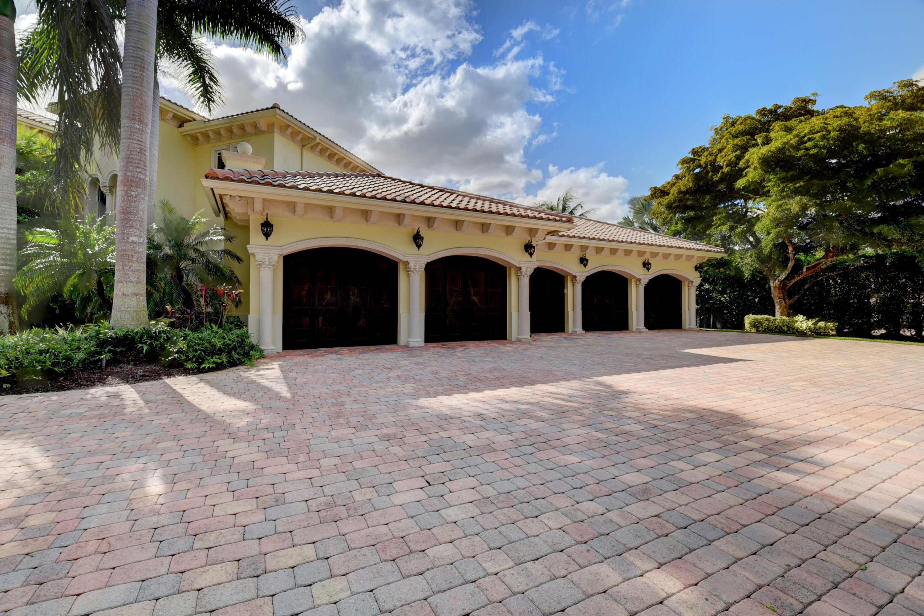 18241 Daybreak Drive Boca Raton, FL 33496 - Photo 30 of 84 Pic - Front4