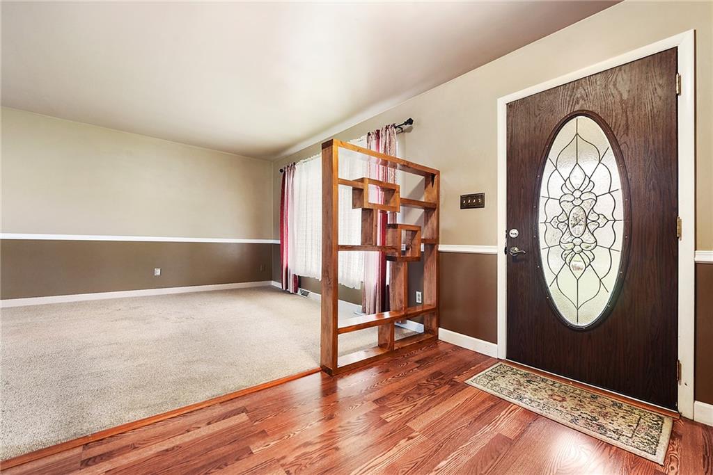 609 Golf Course Road Aliquippa, PA 15001 - Photo 2 of 25 Gallery Image 2