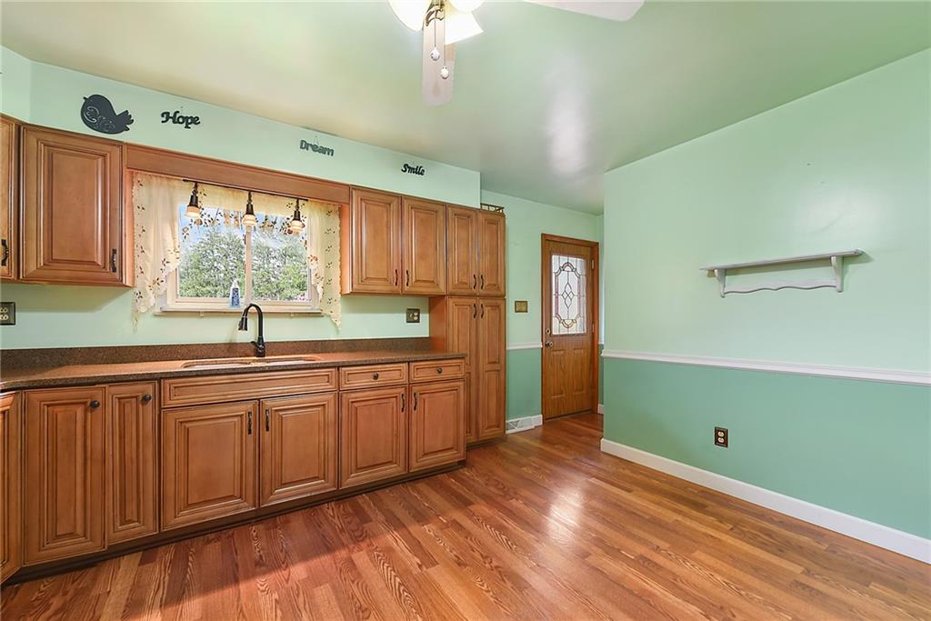 609 Golf Course Road Aliquippa, PA 15001 - Photo 10 of 25 Gallery Image 10