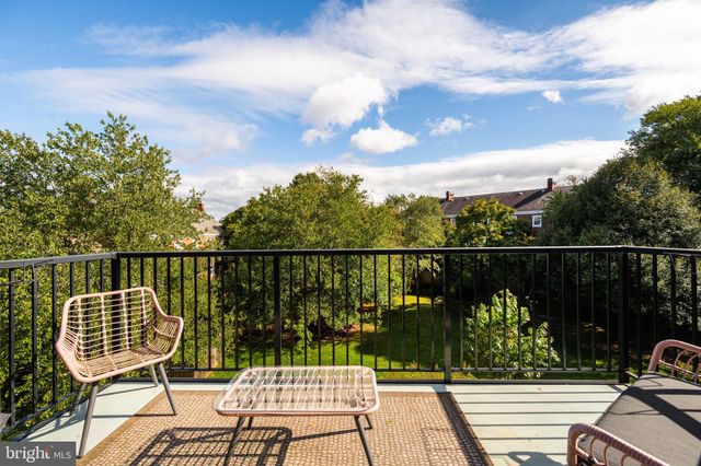 $480,000 | 3050 South Buchanan Street, Unit C1, Arlington, VA 22206