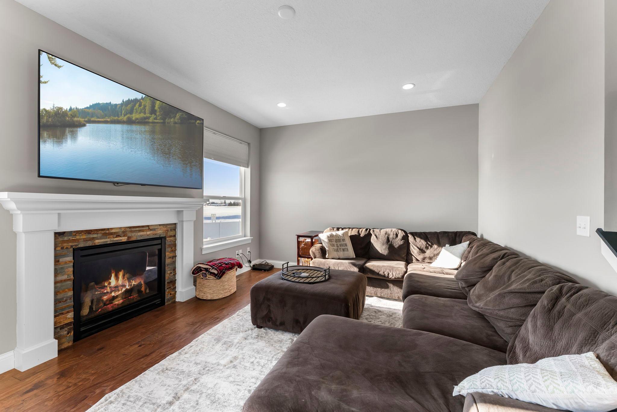 5437 199th Street North Forest Lake, MN 55025 - Photo 6 of 33