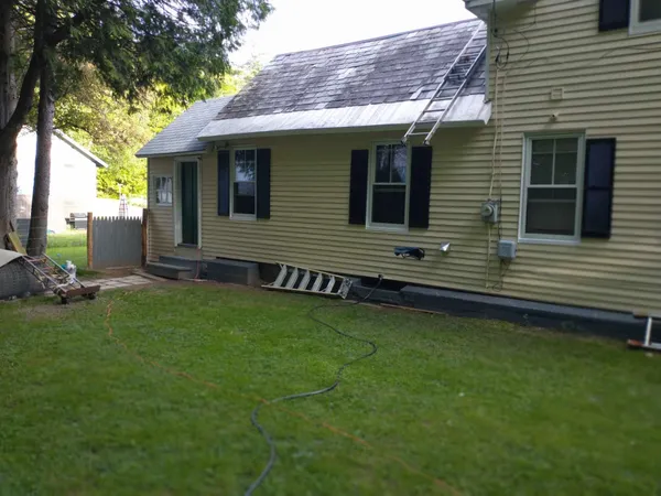 $229,000 | 34 School Street, Proctor, VT 05765