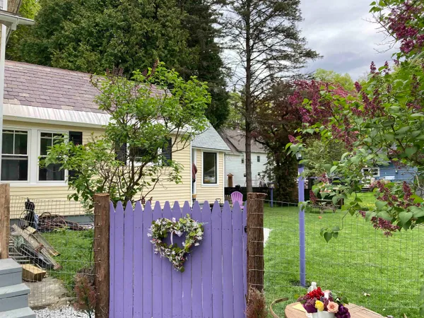 $229,000 | 34 School Street, Proctor, VT 05765
