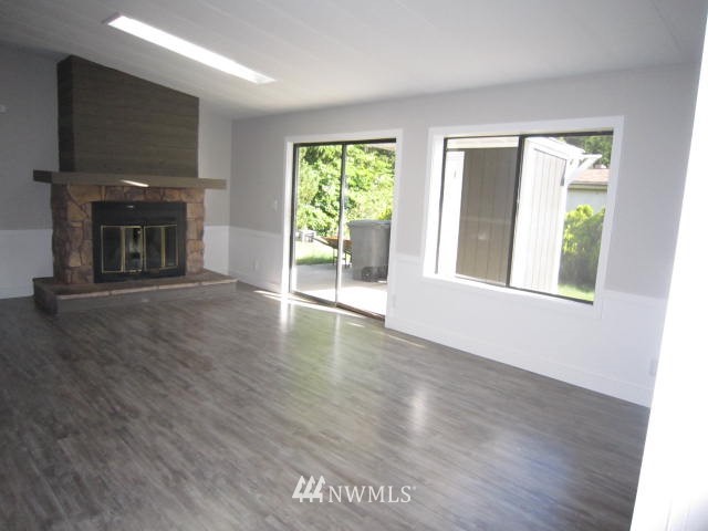 375 Union Avenue Southeast, Unit 202 Renton, WA 98059 - Photo 2 of 20 Gallery Image 2