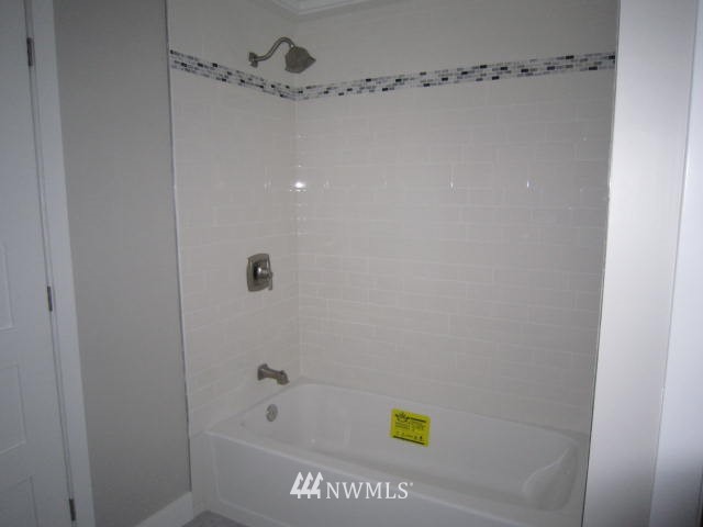 375 Union Avenue Southeast, Unit 202 Renton, WA 98059 - Photo 12 of 20 Gallery Image 12