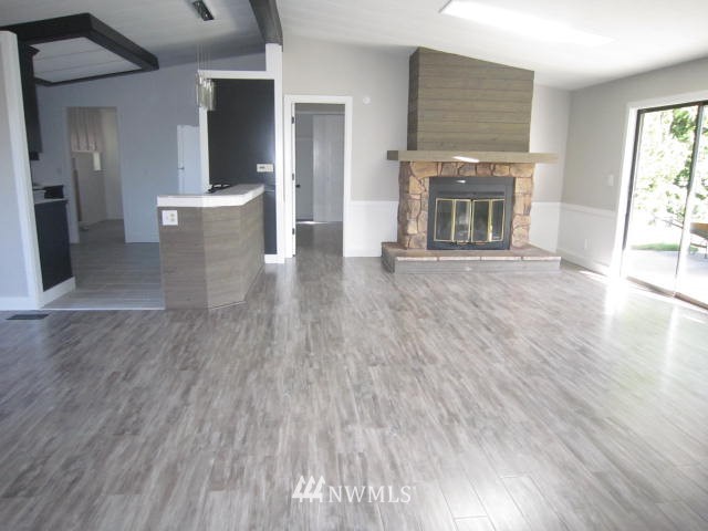 375 Union Avenue Southeast, Unit 202 Renton, WA 98059 - Photo 3 of 20 Gallery Image 3