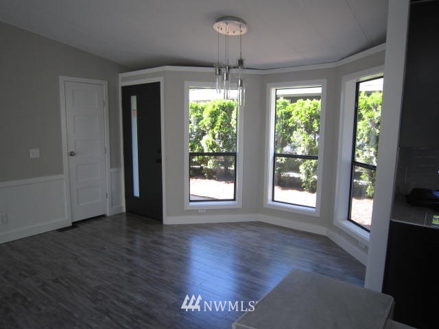 375 Union Avenue Southeast, Unit 202 Renton, WA 98059 - Photo 5 of 20 Gallery Image 5