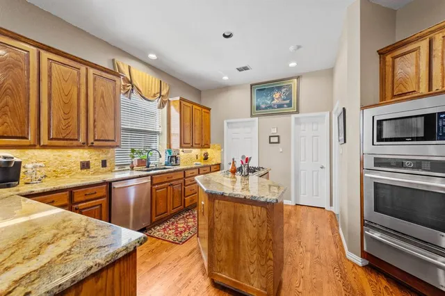 $3,600 | 1107 Whispering Oaks Drive, Keller, TX 76248